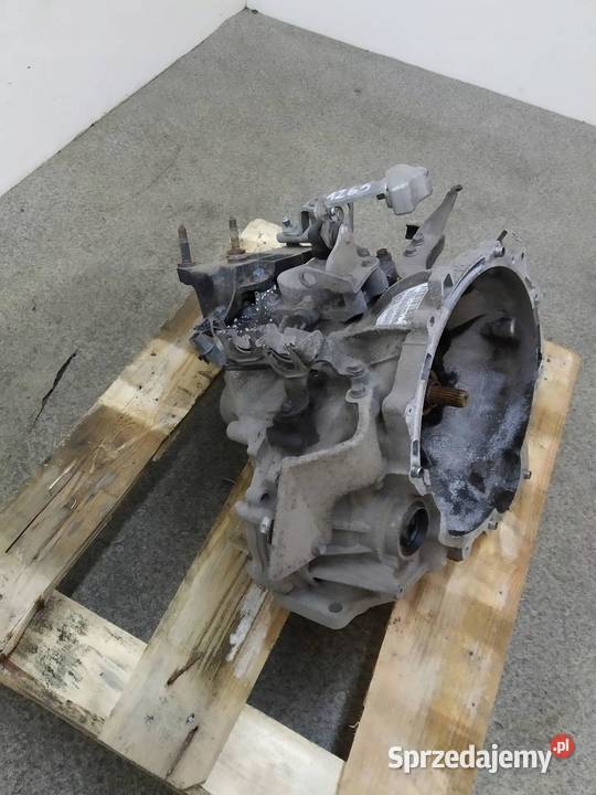 SKRZYNIA BIEGÓW 2500A350 12 16V Mitsubishi Space osobowe sprzedam