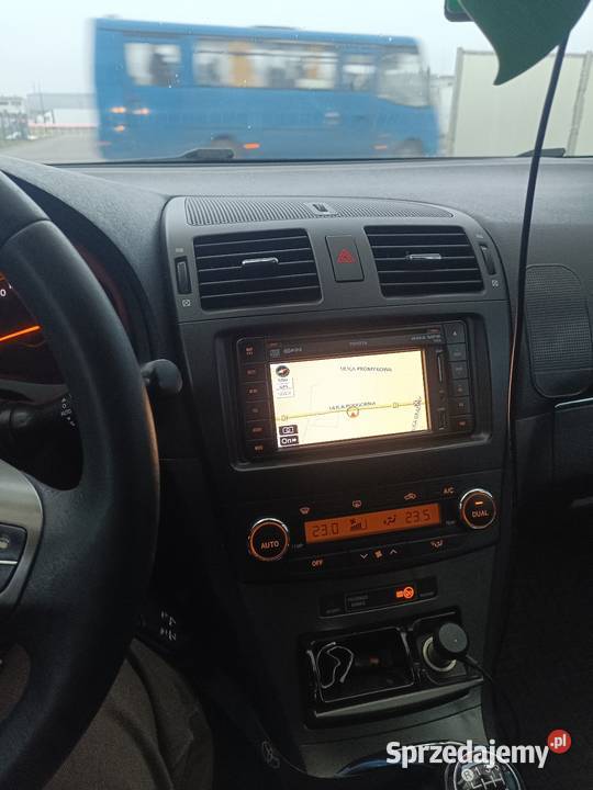 Toyota Avensis T27 2009 290000km Świedziebnia