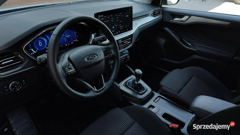 Ford Focus 10 Titaniom X 125 ASO Vat23 RB72896 isofix Warszawa