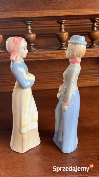 Figurka Pani z gąską i dama z parasolką Bez Porcelana i szkło pomorskie Gdańsk