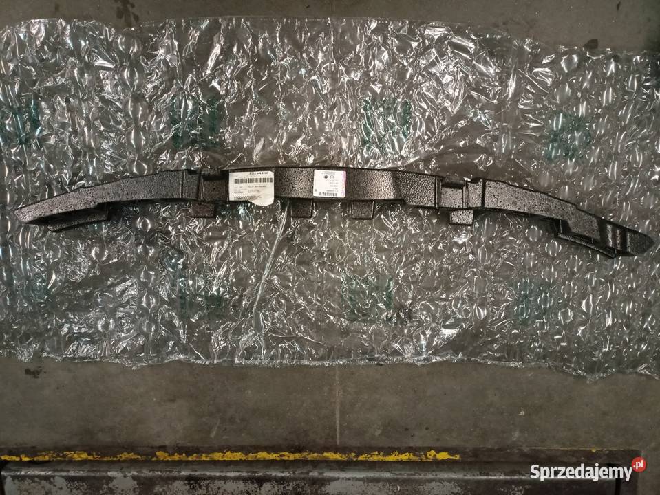 Opel astra J absorber zderzaka przedniego nowy Karoseria Czechy