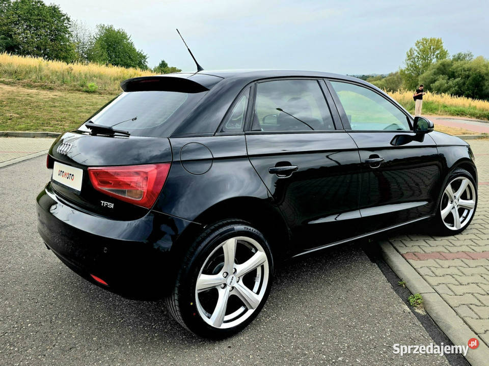 Audi A1 Sportback Audi A1 12 TFSI Ambition 8X aluminiowe felgi Więcławice Stare