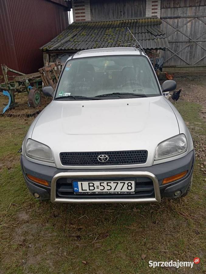 Sprzedam Toyotę RAV4 i 20 benzyna Uszkodzona uszkodzony Biała Pierwsza