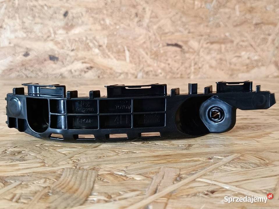 TOYOTA YARIS P21 20 ŚLIZG MOCOWANIE ZDERZAKA Pozostałe Pleszew
