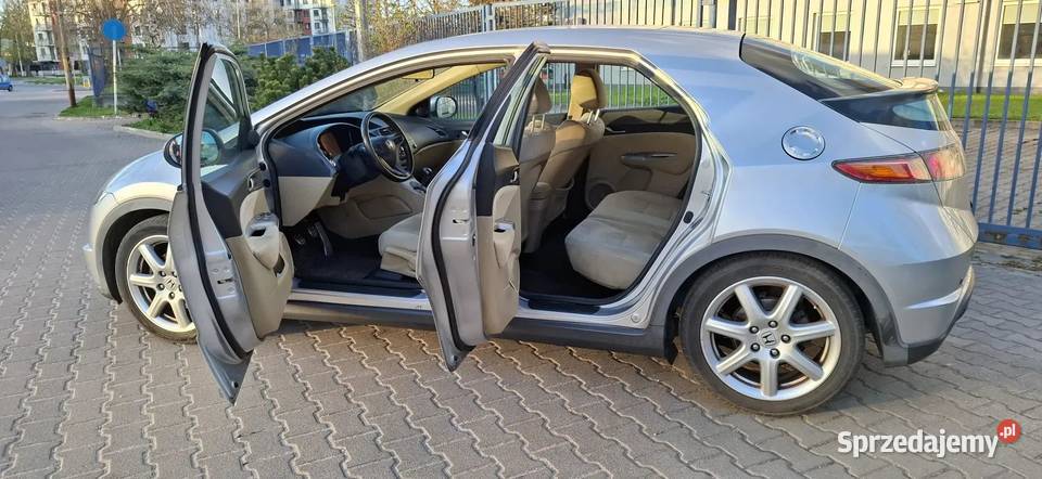 Honda Civic VIII 18 SPORT benzyna LPG 1799cm3