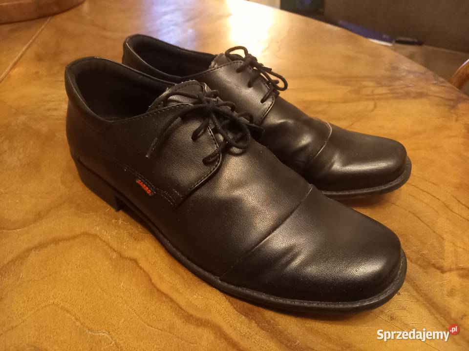Buty wizytowe komunia eleganckie 38 Łódź