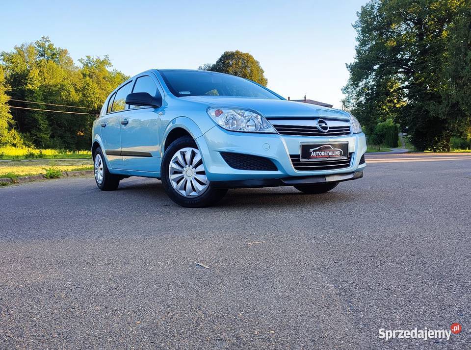 Ładny Opel Astra H lifcie 14 benzyna 2009 wspomaganie kierownicy Domaradz