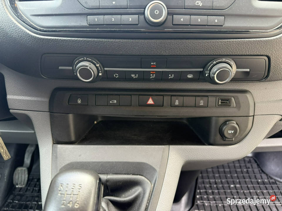 Opel Vivaro 15 DieselSerwisowanyGwarancjaBogate Piekoszów