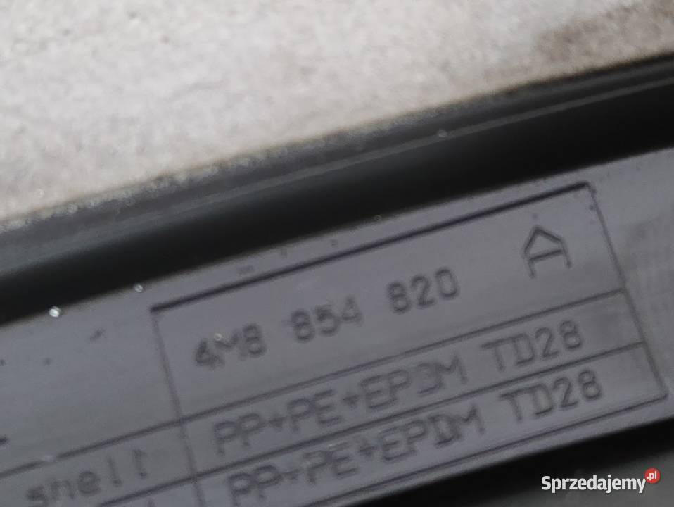 Listwa Drzwi Prawy Tył Audi Q8 2019 4M8854820 Listwy i nakładki Pleszew