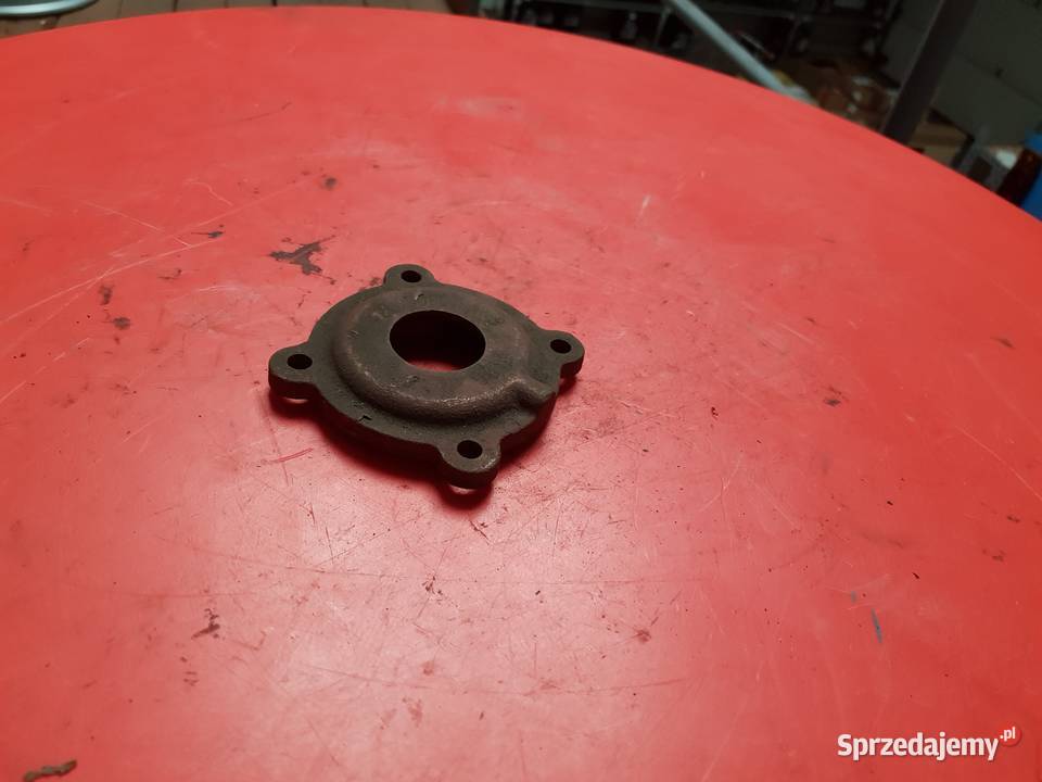 532020120 Pokrywa łożyska z otworem mała Sulechów sprzedam