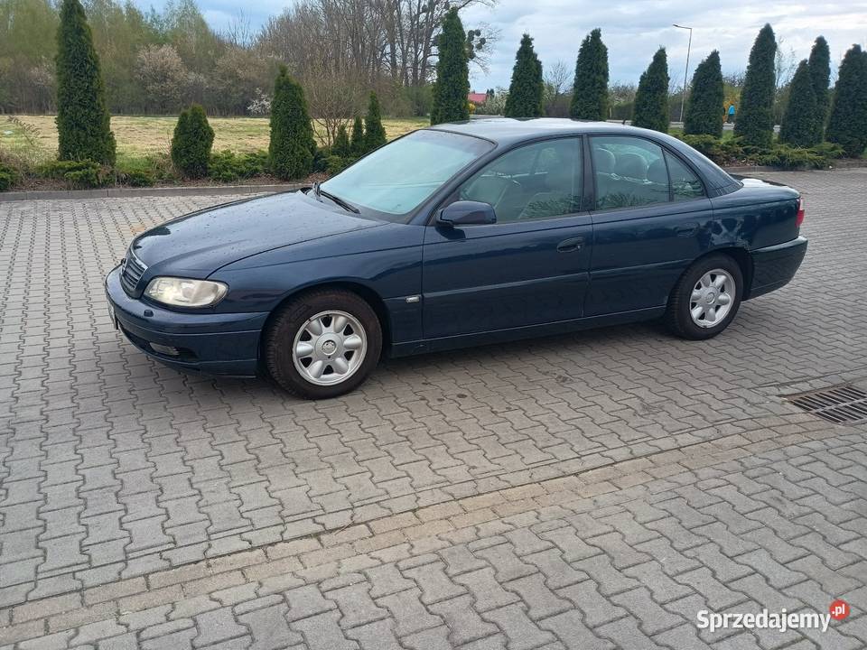 Opel Omega 22 benzyna2002 Omega Oleśnica