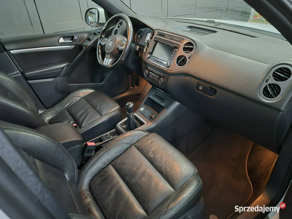 Volkswagen Tiguan xenon RLINE kamera 4X4 navi 140KM Drelów