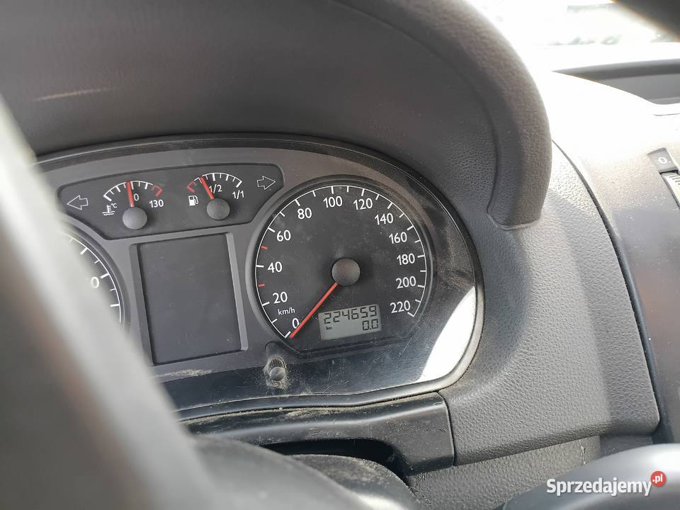 Sprzedam Volkswagena Polo 12 benzyna manualna Zasadki