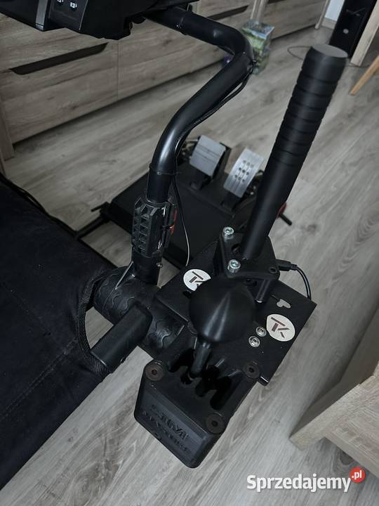 Zestaw do simracingu thrustmaster simmaster Łańcut