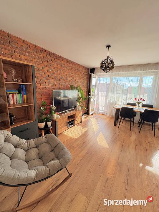 Na sprzedaż 2 pokojowe mieszkanie balkon Nieruchomości