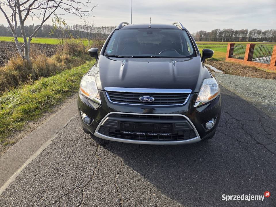 Ford Kuga czarny wielkopolskie