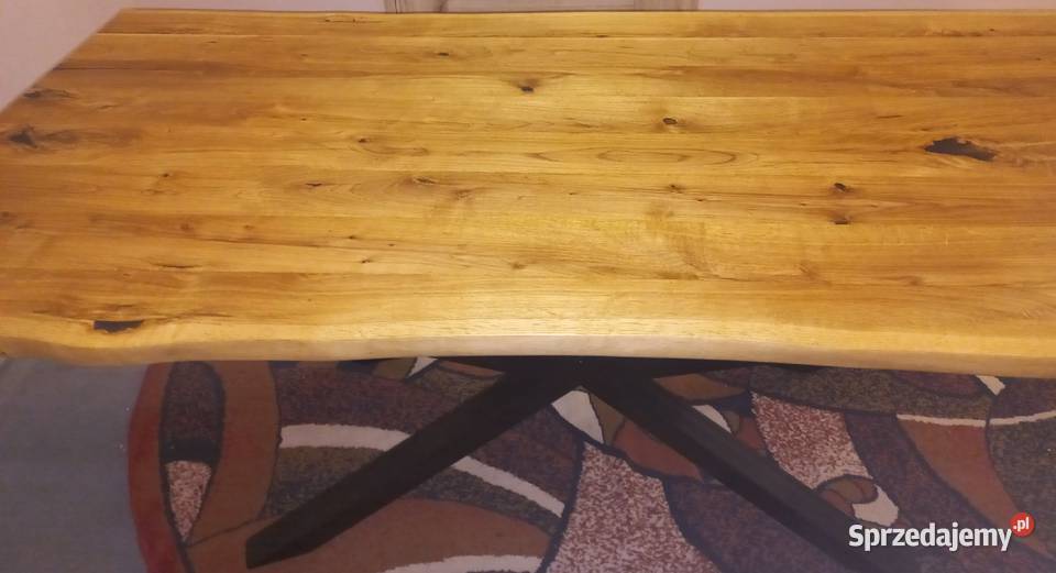 Stół dębowy na metalowym nogach pająk Secemin