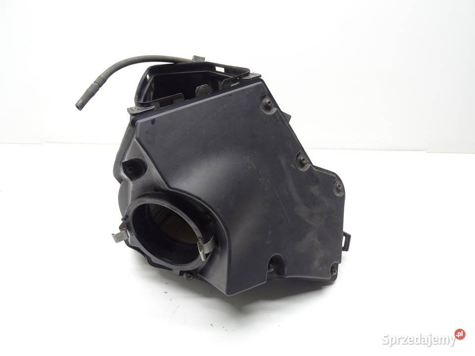 OBUDOWA FILTRA POWIETRZA 8K0133835B AUDI A4 B8