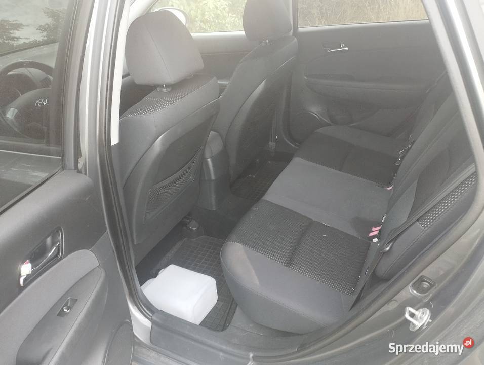 Hyundai i30 1 6 benzynagaz przyciemniane szyby Świdnik