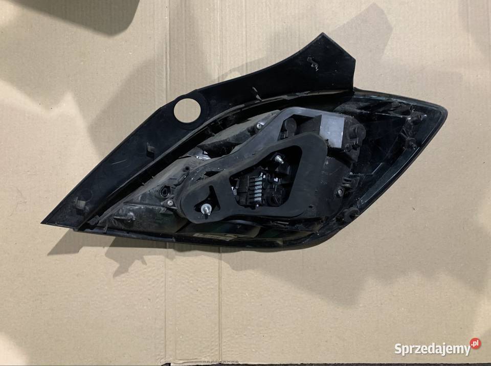13222324 Lampa tył tylna lewa 5 drzwi Opel astra Szczecin