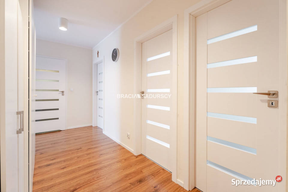 Mieszkanie 6118m2 4 pokojowe Kraków Anny Sprzedaż