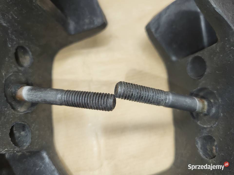 Wartburg 353 Nowe kły zderzaka gumowe para osobowe Piaseczno