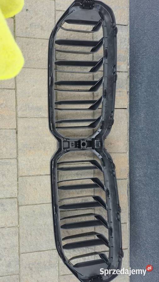 Grill do bmw f90 g30 g31 g33 LCI sprzedam