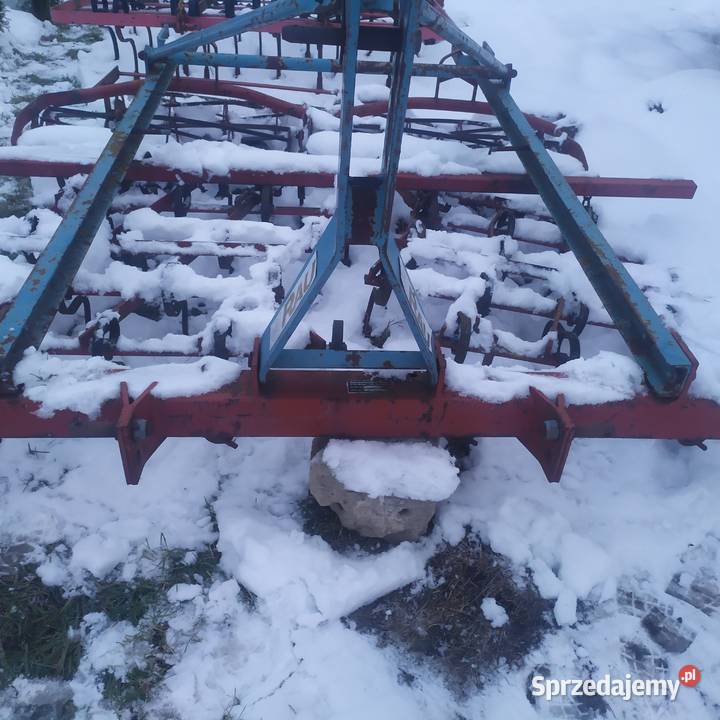 Agregat uprawowy przedsiewny szer 220 m Pniówek