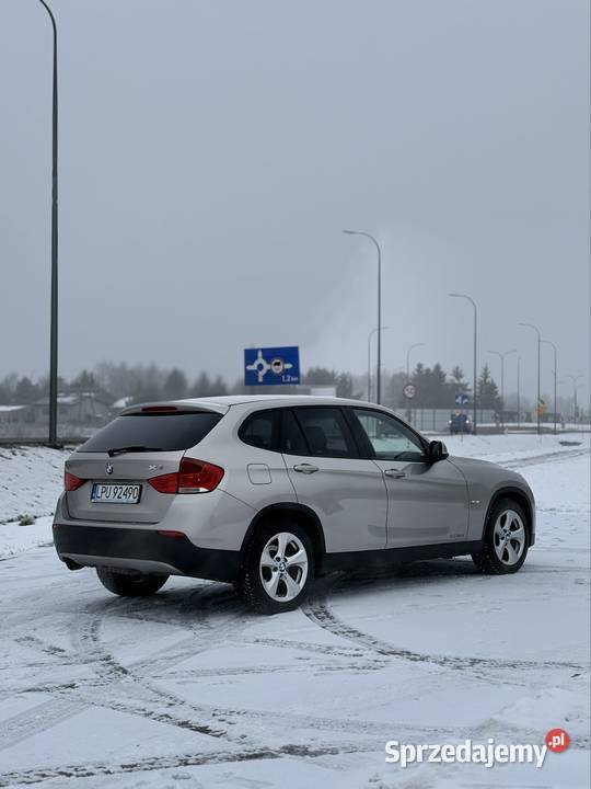 BMW X1 perfekcyjny stan auta nieuszkodzony Warszawa