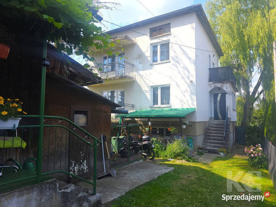 Dom wolnostojący Sanok 1147m2 724m2