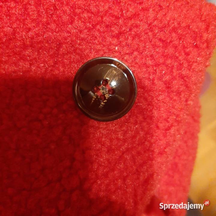 Nowe czerwone jesienne futerkolekkie i ciepłena