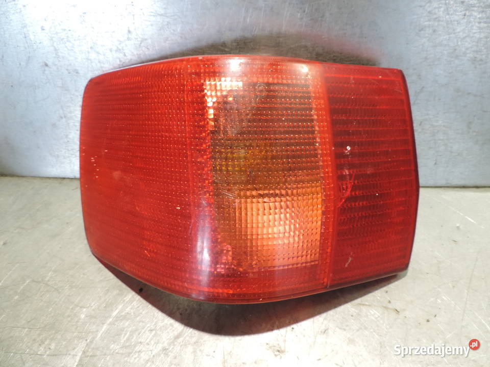 LAMPA TYLNA LEWA AUDI 80 B4 KOMBI Nowy Sącz