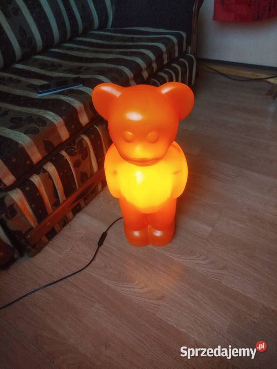 Kultowa lampa stojąca Miś Busko-Zdrój
