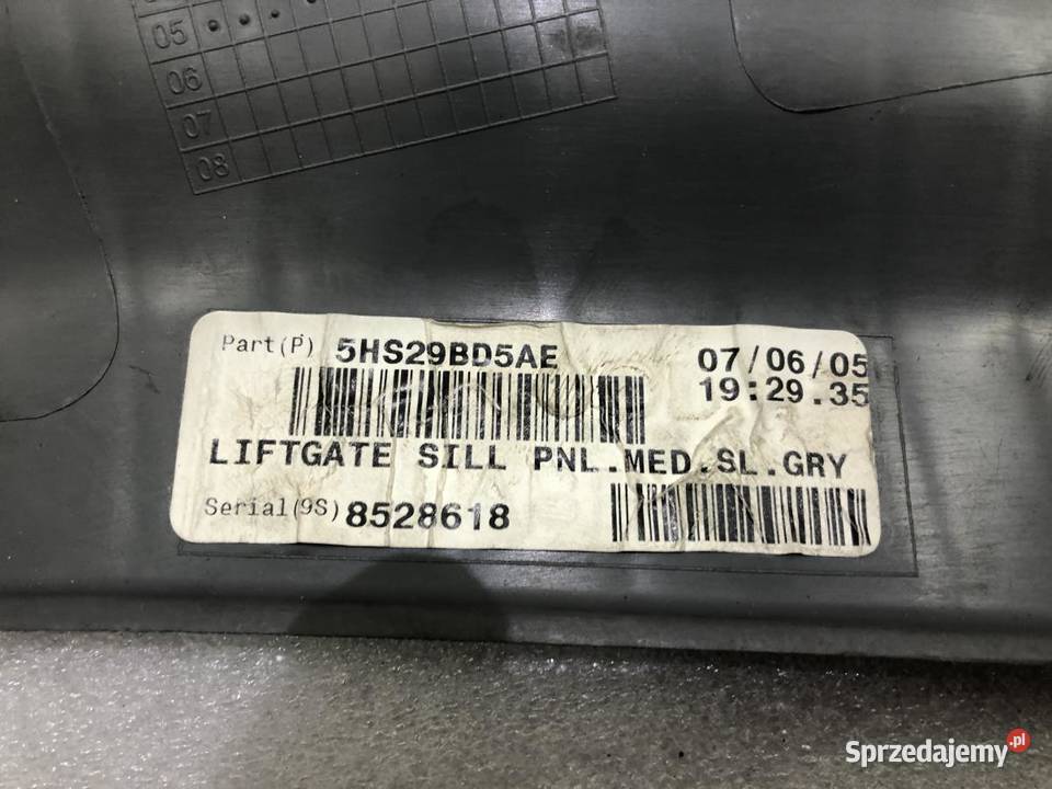 OSŁONA PASA BAGAŻNIKA JEEP GRAND CHEROKEE WK III osobowe