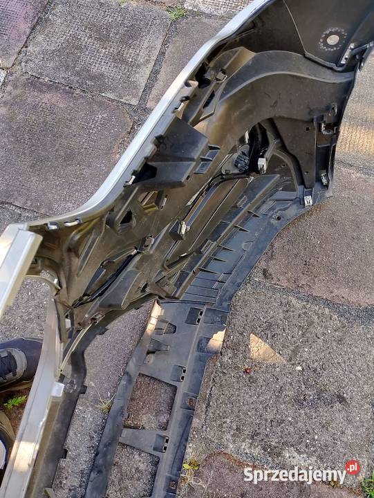 Zderzak przód BMW X1 F48 polift 2019 w gore Nowy Sącz sprzedam