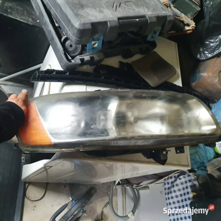 Lampa prawa reflektor prawy Xenon xsenon ksenon Kraków sprzedam