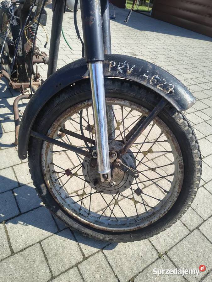 WSK 175 na części podkarpackie