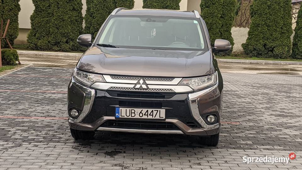 PHEV hybryda Plugin 20 Mitsubishi