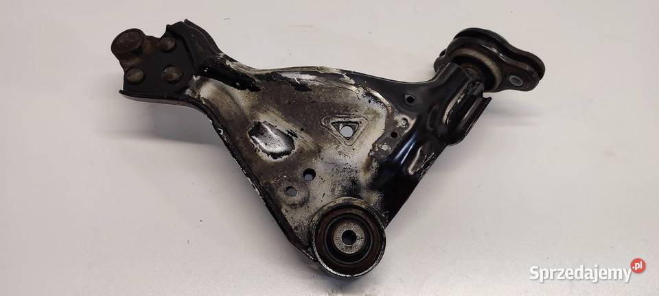 MERCEDES VITO W447 WAHACZ PRAWY PRZÓD