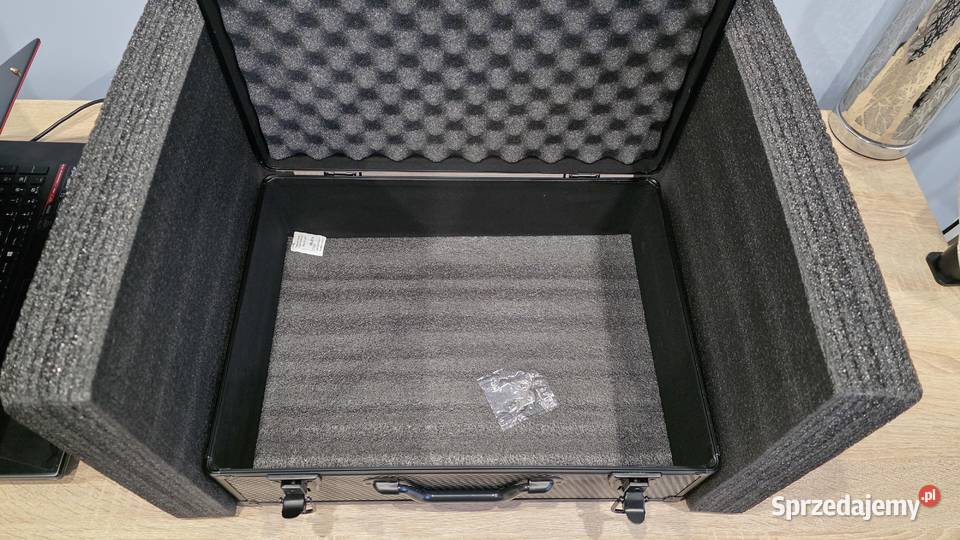 Walizka czarna aluminiowa narzędziowa na kluczyk Przechowywanie narzędzi Łódź sprzedam