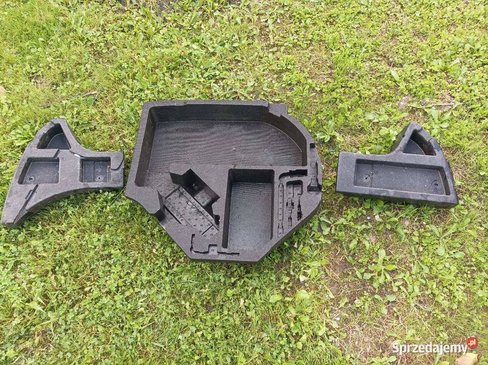 SUBARU IMPREZA III GH WKŁAD BAGAŻNIKA Skoczów sprzedam