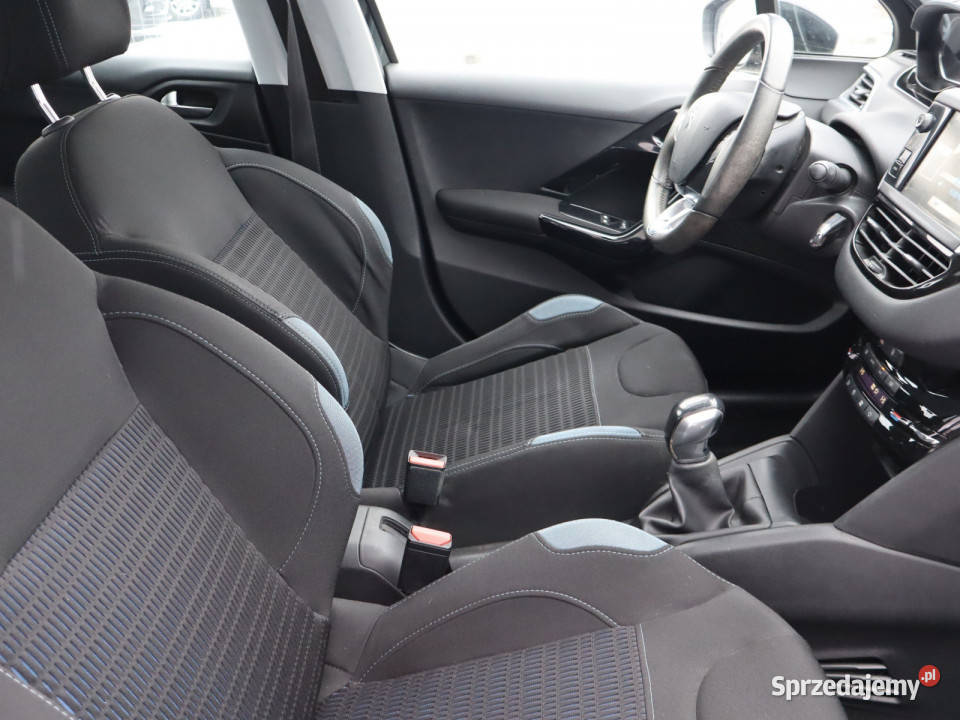 Peugeot 208 12 PureTech Piaseczno
