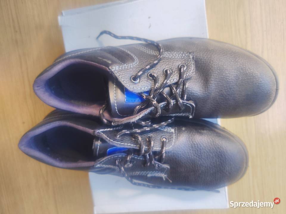 Sprzedam buty robocze z Niemiec używane rozmiar Pustków-Osiedle