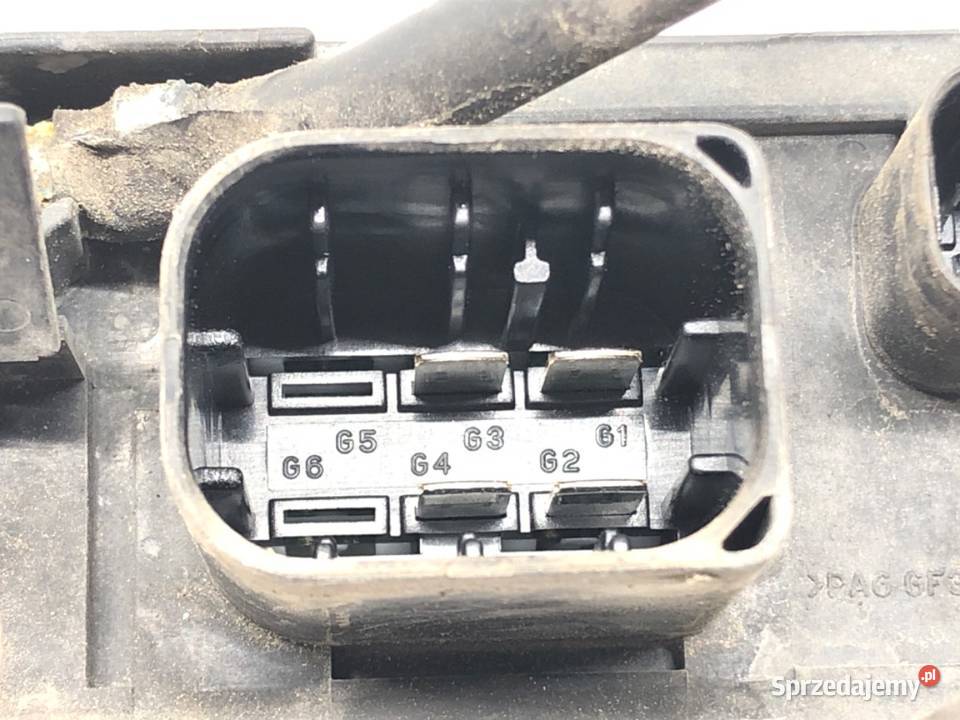 PRZEKAŹNIK ŚWIEC ŻAROWYCH MERCEDES C209 22 150 osobowe Części samochodowe