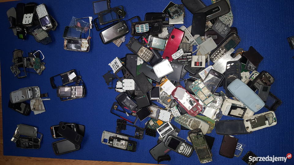 Mega zestaw starych telefonów około 80 i czesci standardowa Kępno