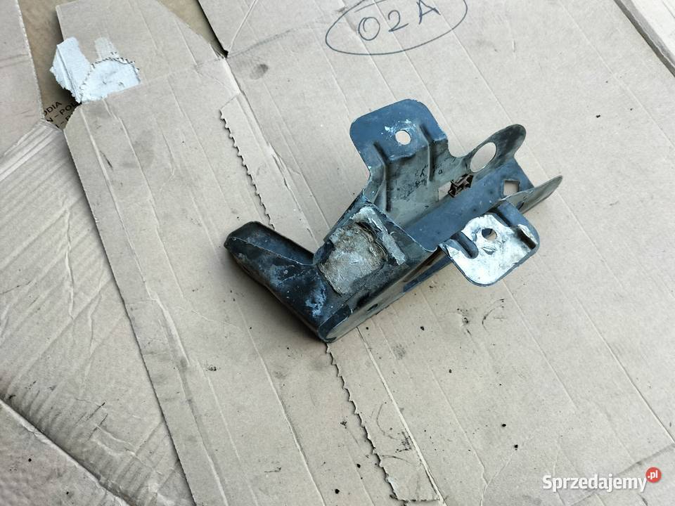 Primastar Trafic Vivaro UCHWYT MOCOWANIE Wzmocnienia, belki i wsporniki lubelskie Kamień-Kolonia