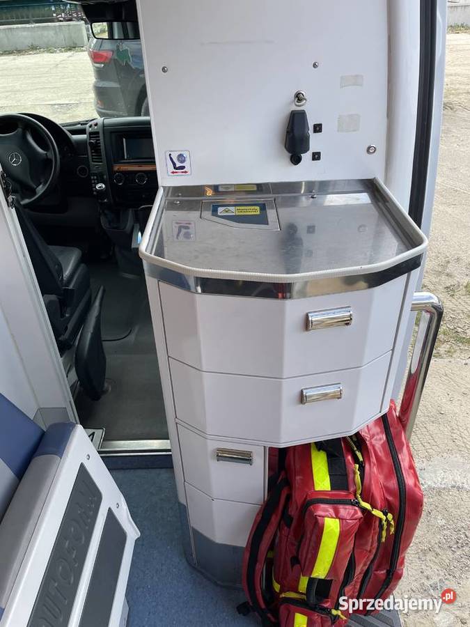 Mercedes Sprinter Karetka Ambulans 35 Automat Specjalne