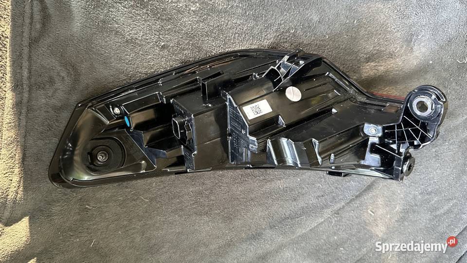 BMW X2 U10 LAMPA TYLNA LEWA EUROPEJSKA lubuskie