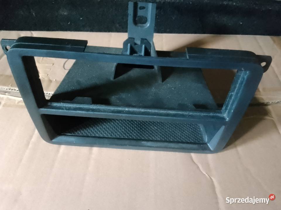 Pułka schowek radia VW Golf V Jetta Caddy Cewice