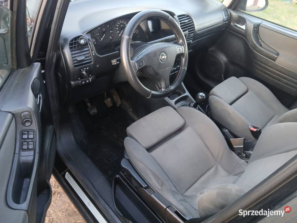 Opel Zafira z Hakiem i długimi opłatami 2002r 20 mazowieckie Płock